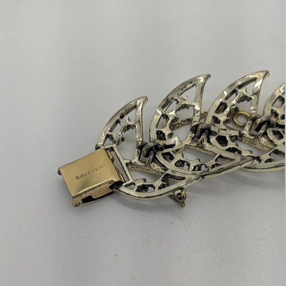 Rousseau Link BRACELET Gold Tone Panels Tail Leaf Fold Over Clasp Safety Chain - Picture 6 of 6